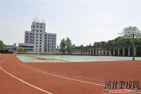 滄州渤海中等專業(yè)學校操場
