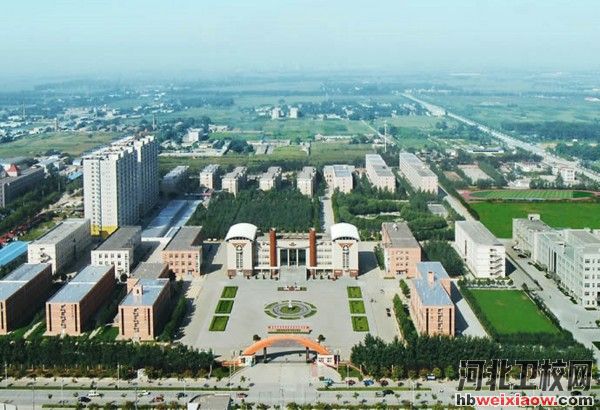 邢臺(tái)醫(yī)學(xué)高等?？茖W(xué)校校園環(huán)境