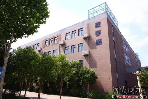 邯鄲應(yīng)用技術(shù)職業(yè)學(xué)院教學(xué)樓